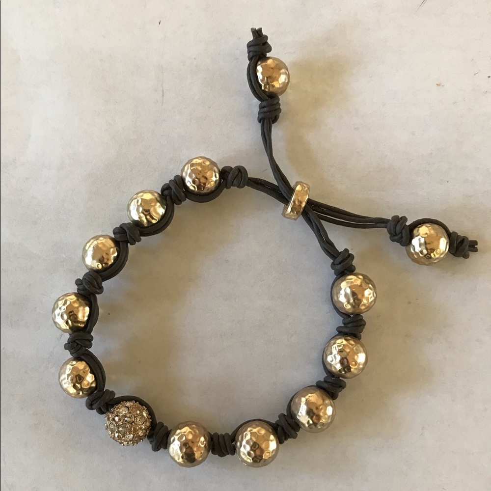 Chico’s bracelet NWOT, pull tie, crystal stones